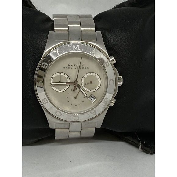 Marc Jacobs MBM8636 Women Silver Stainless Steel Analog Dial Quartz Watch GE587 - Picture 1 of 12